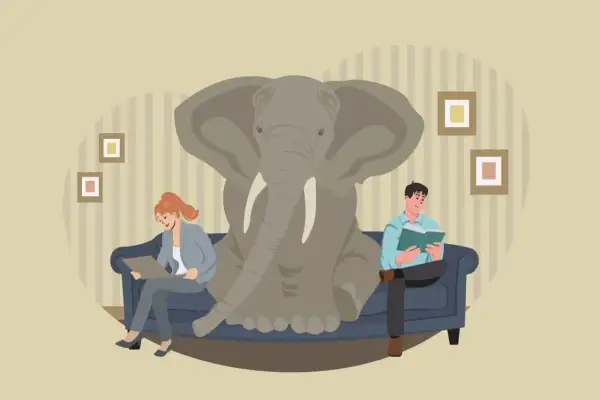 Un elefante gigante sentado en un sofá entre dos personas leyendo. Una metáfora visual de los modismos animales, como "el elefante en la habitación".